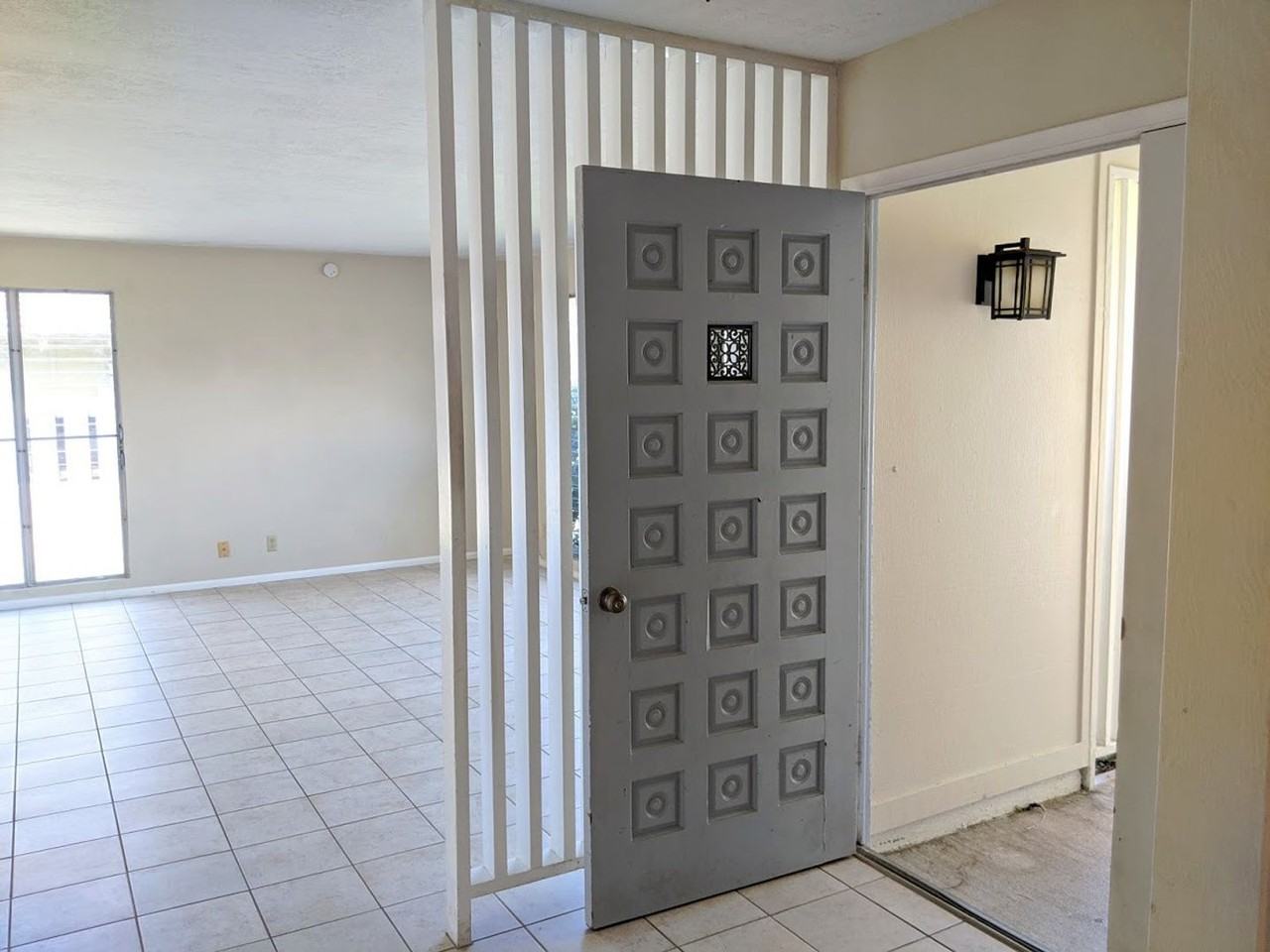 1127 Akipola St - Photo 3 of 17