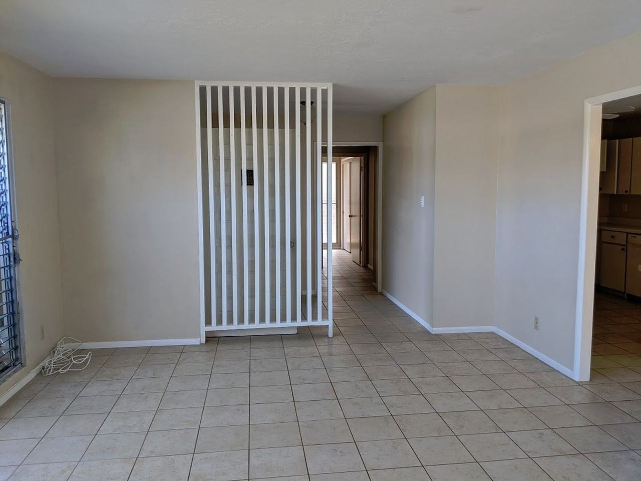 1127 Akipola St - Photo 4 of 17