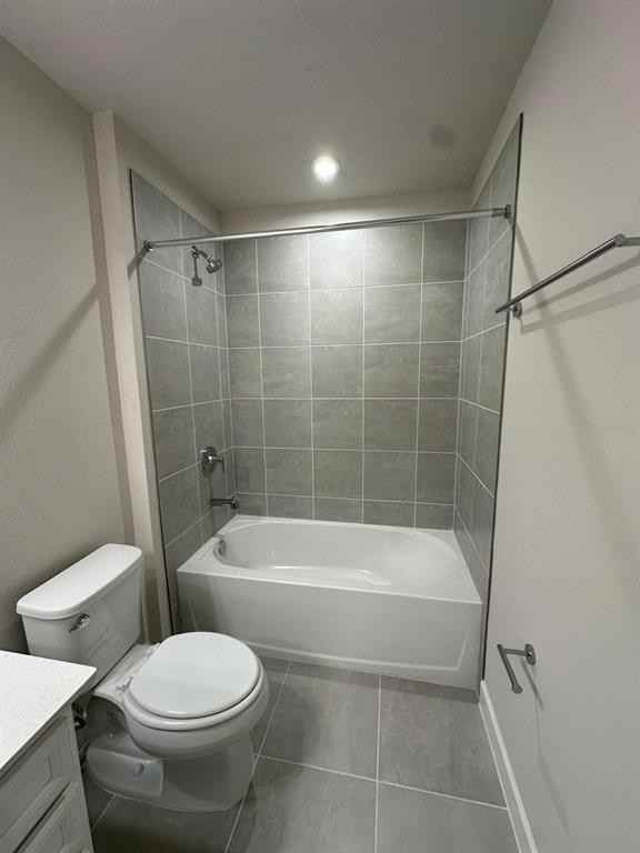 12378 Amber Creek Cir #12378 - Photo 2 of 40