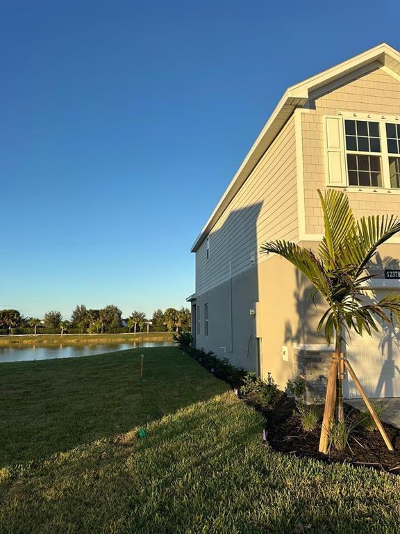 12378 Amber Creek Cir #12378 - Photo 4 of 40