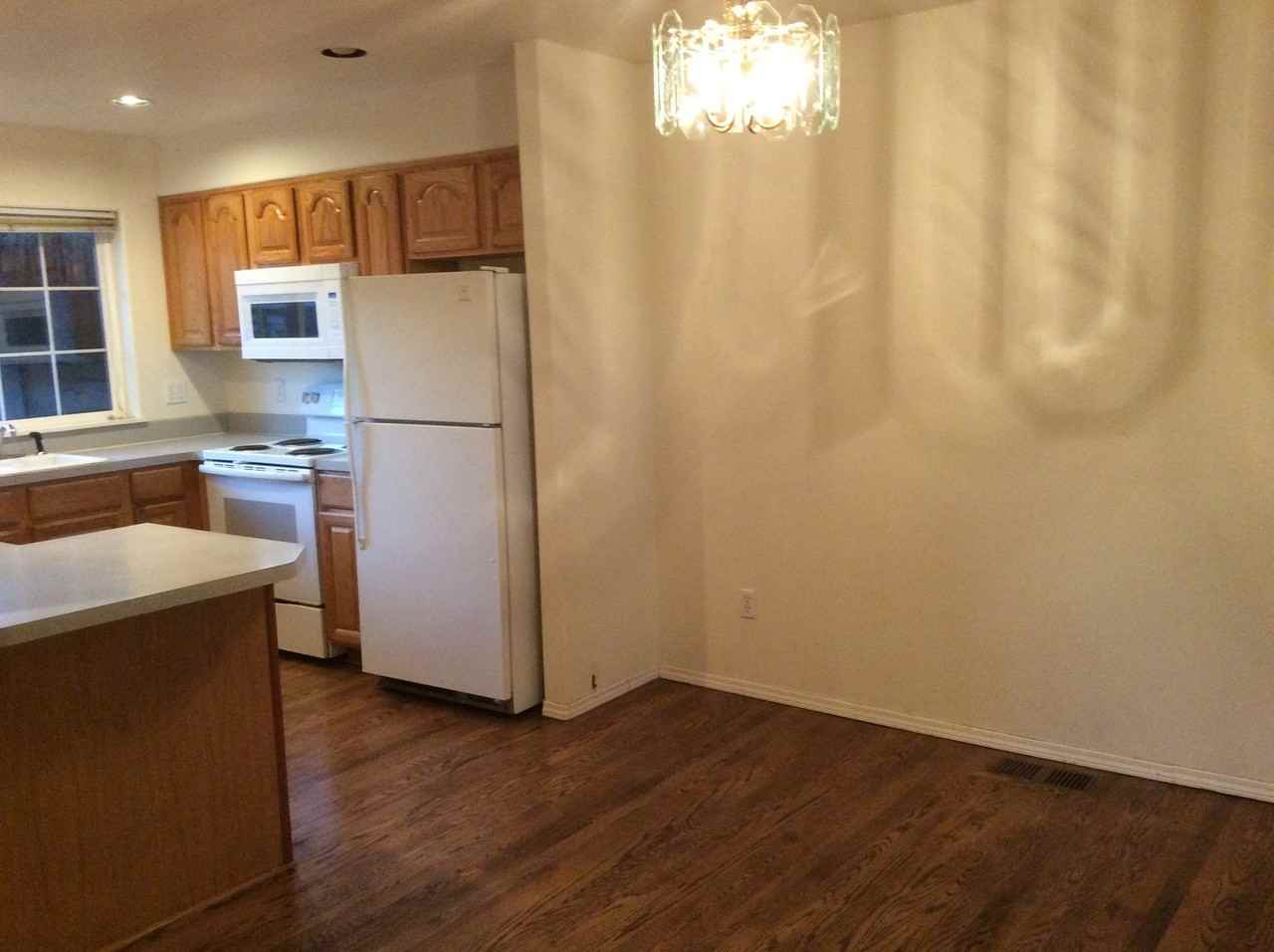 830 Ne 71st Ave - Photo 2 of 19