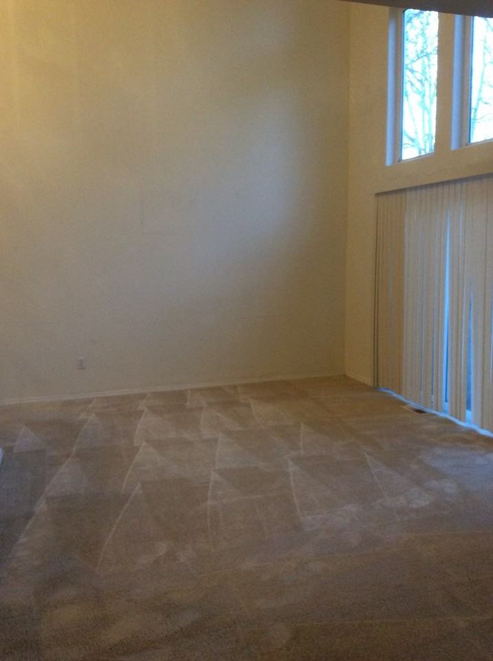 830 Ne 71st Ave - Photo 4 of 19