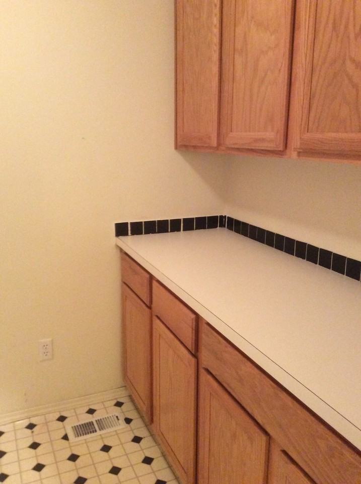 830 Ne 71st Ave - Photo 7 of 19