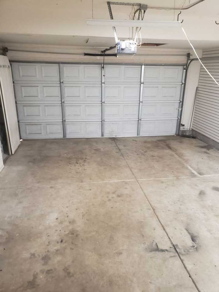 654 Catalina Cir - Photo 4 of 28