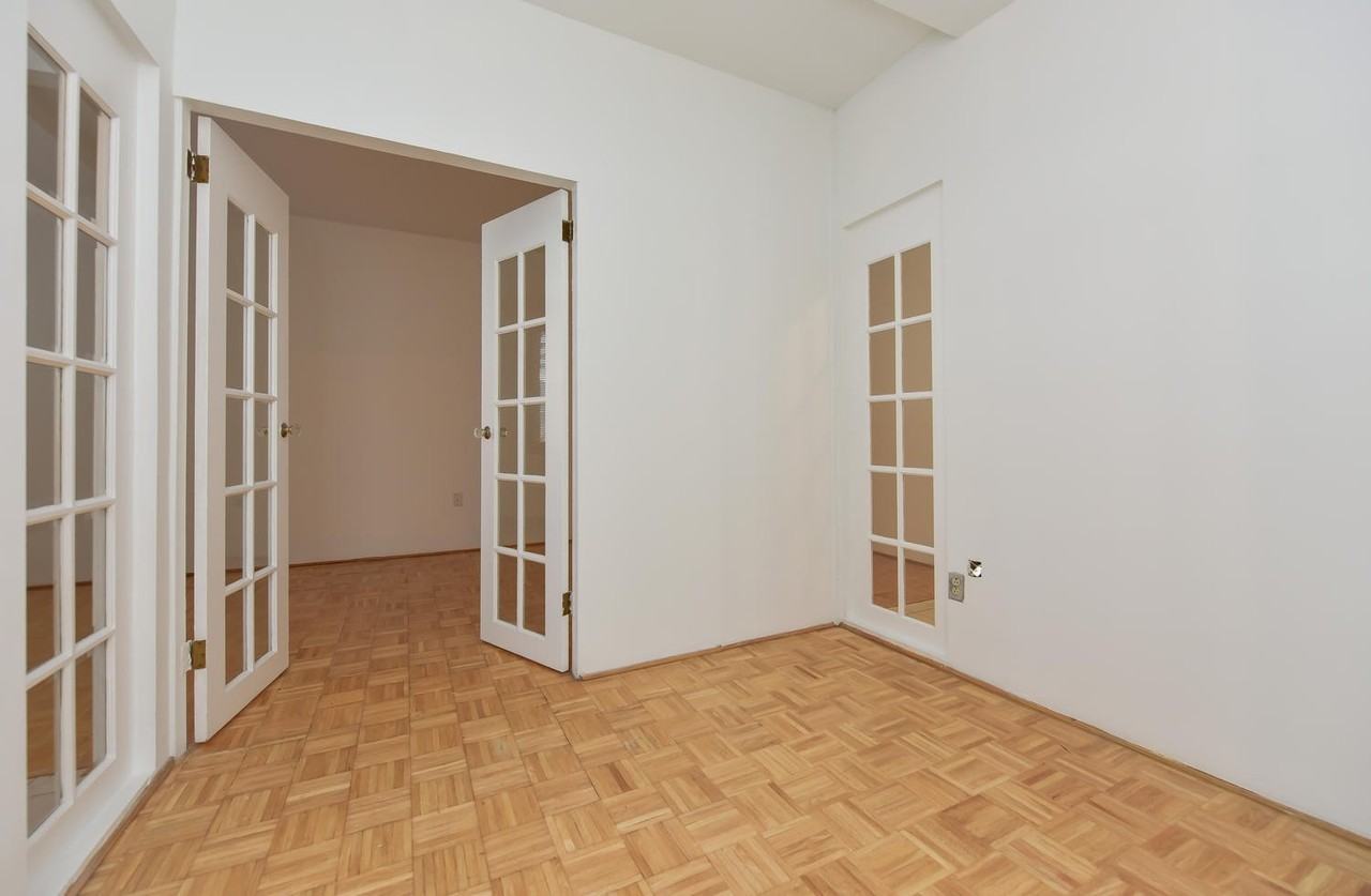 1021 Arlington Blvd #313 - Photo 6 of 28