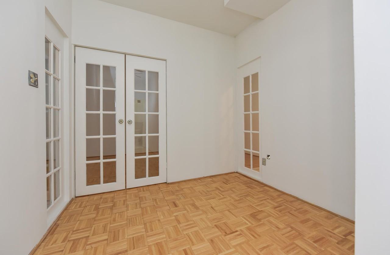 1021 Arlington Blvd #313 - Photo 7 of 28