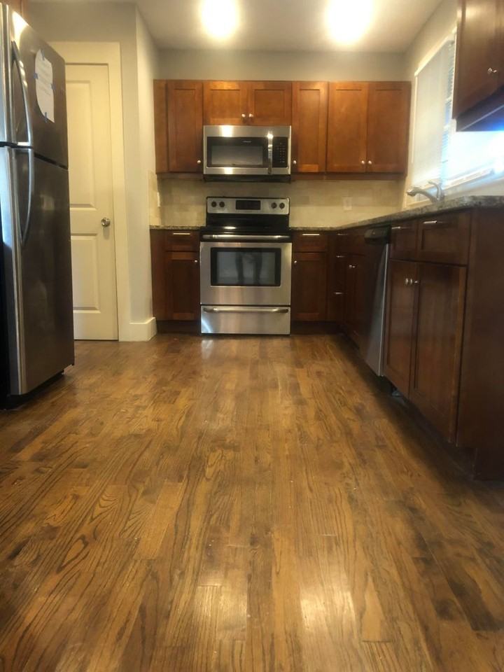 2062 Bencal Dr Se - Photo 4 of 10