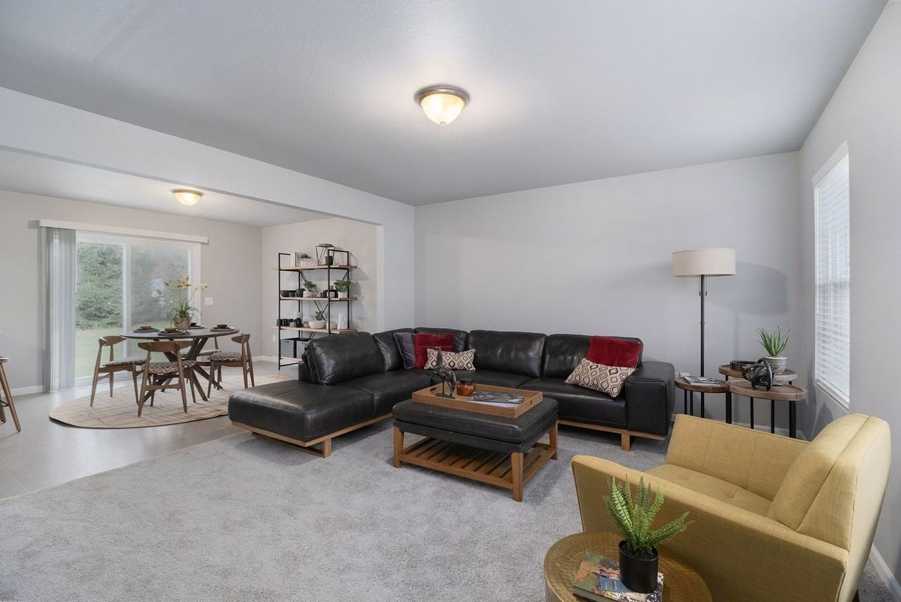 7156 Baton Rouge - Photo 4 of 18