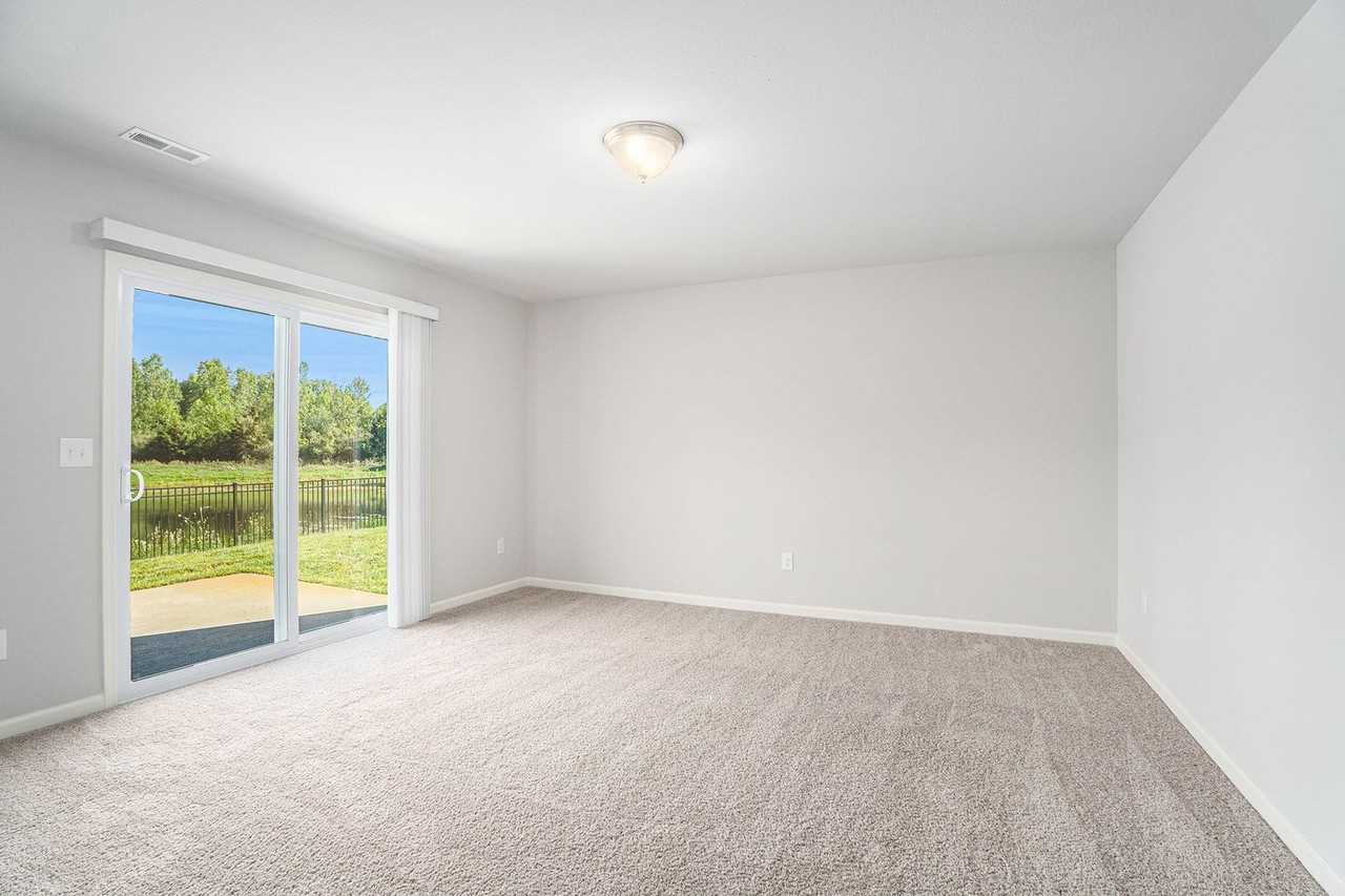 16507 Bedington Dr - Photo 7 of 21