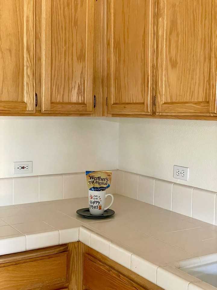 SIERRA HEARTLAND APTS - Photo 4 of 5