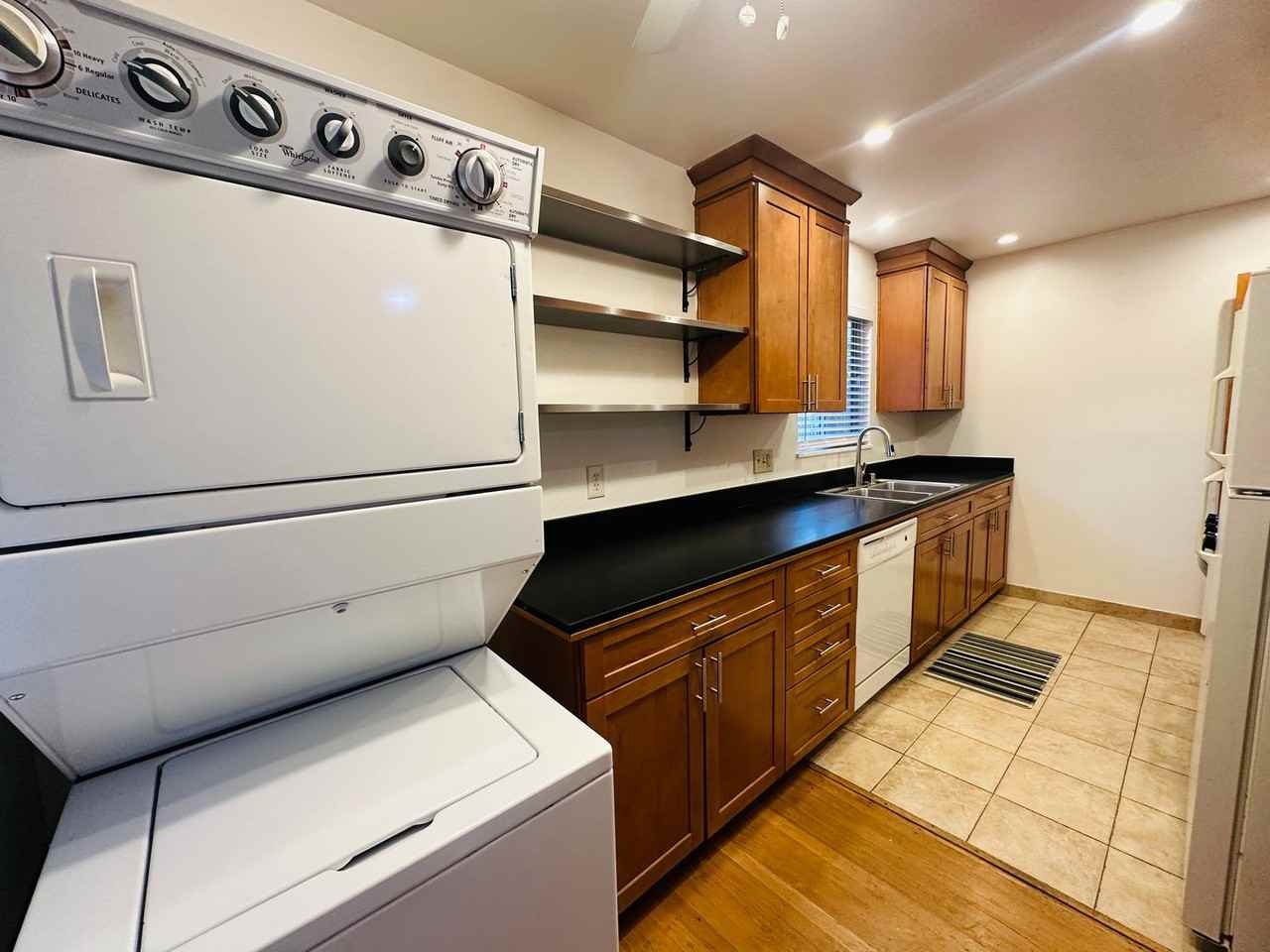 6135 Chabot Rd - Photo 7 of 21