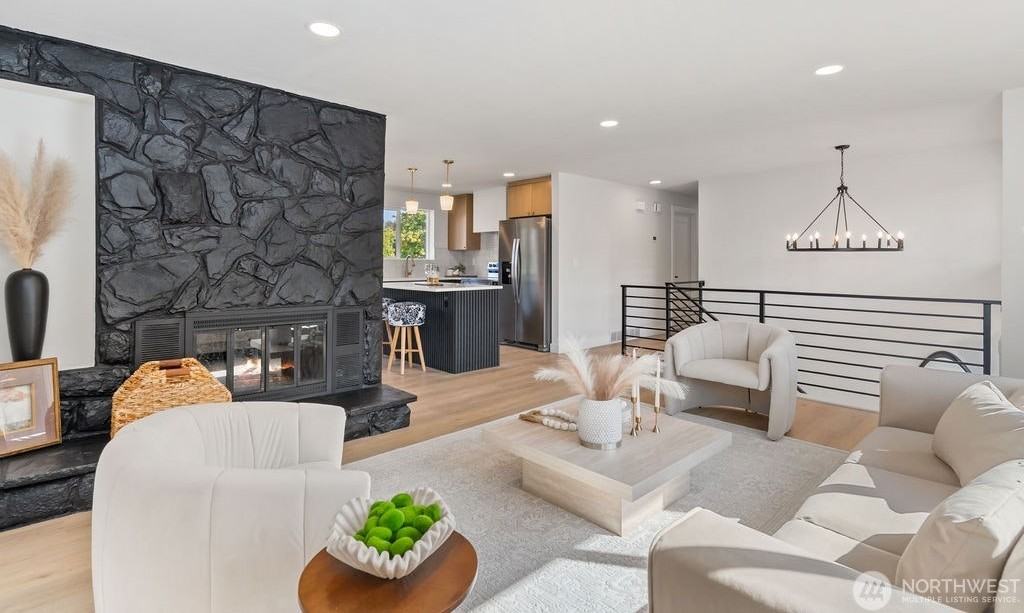 11602 Southeast 210th Place - Photo 3 of 39