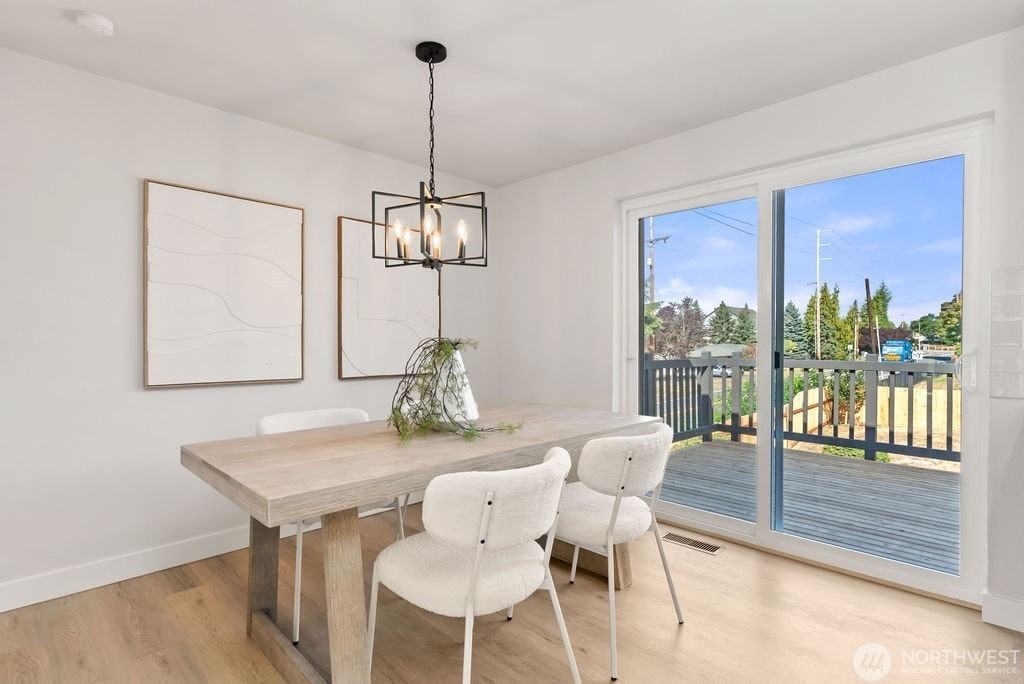 11602 Southeast 210th Place - Photo 7 of 39