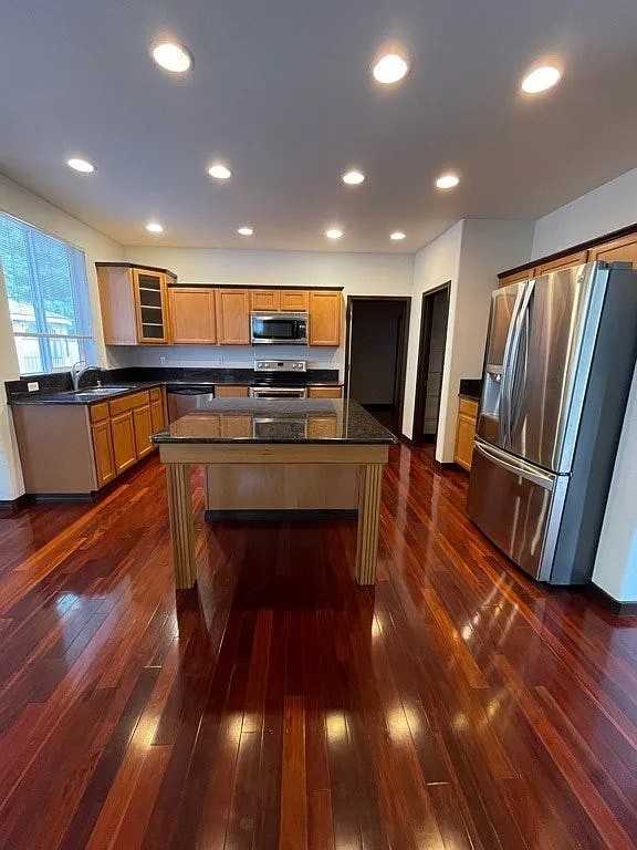 18814 88th Avenue East - Photo 2 of 20