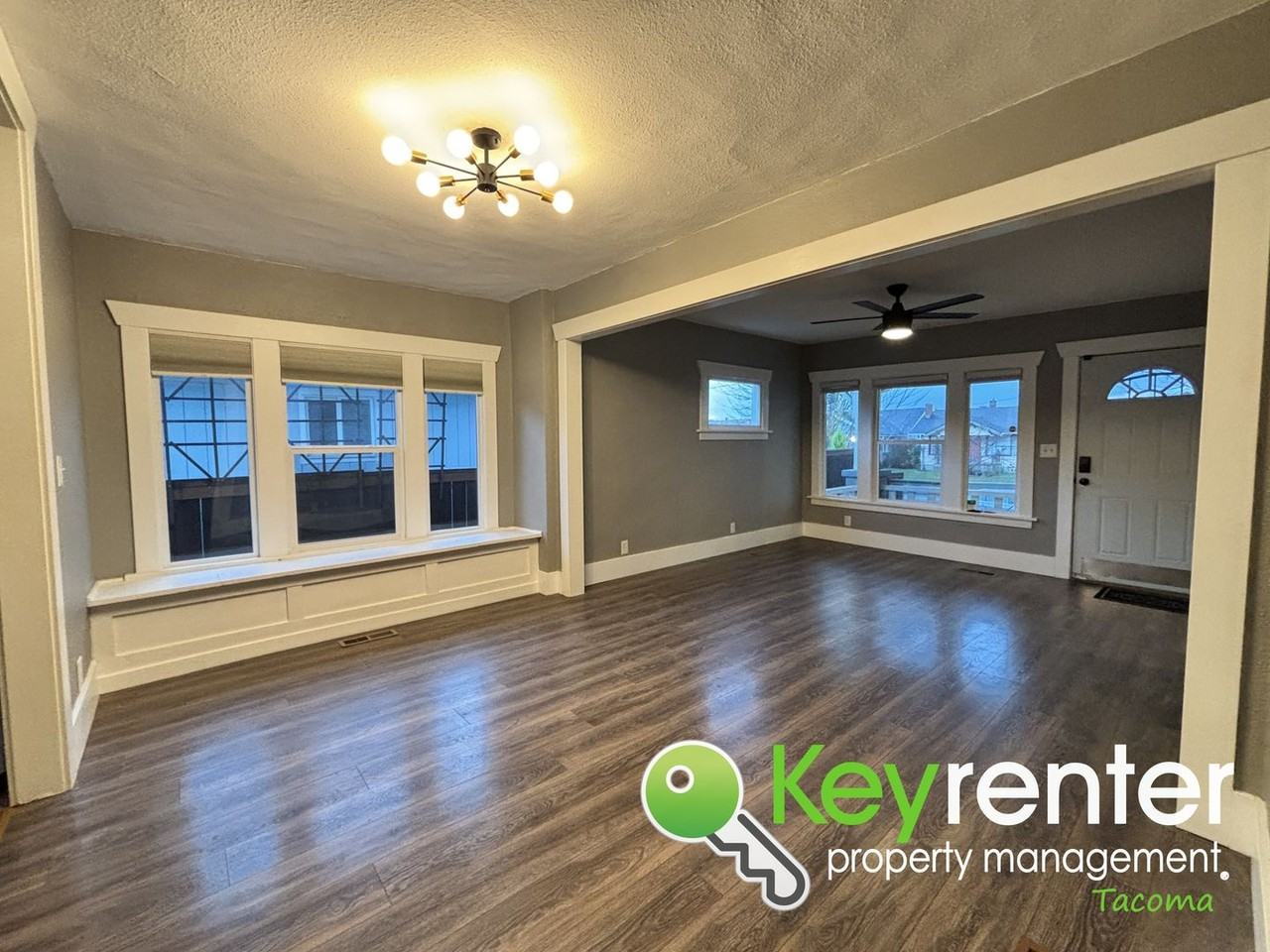 3908 S Thompson Ave - Photo 5 of 26