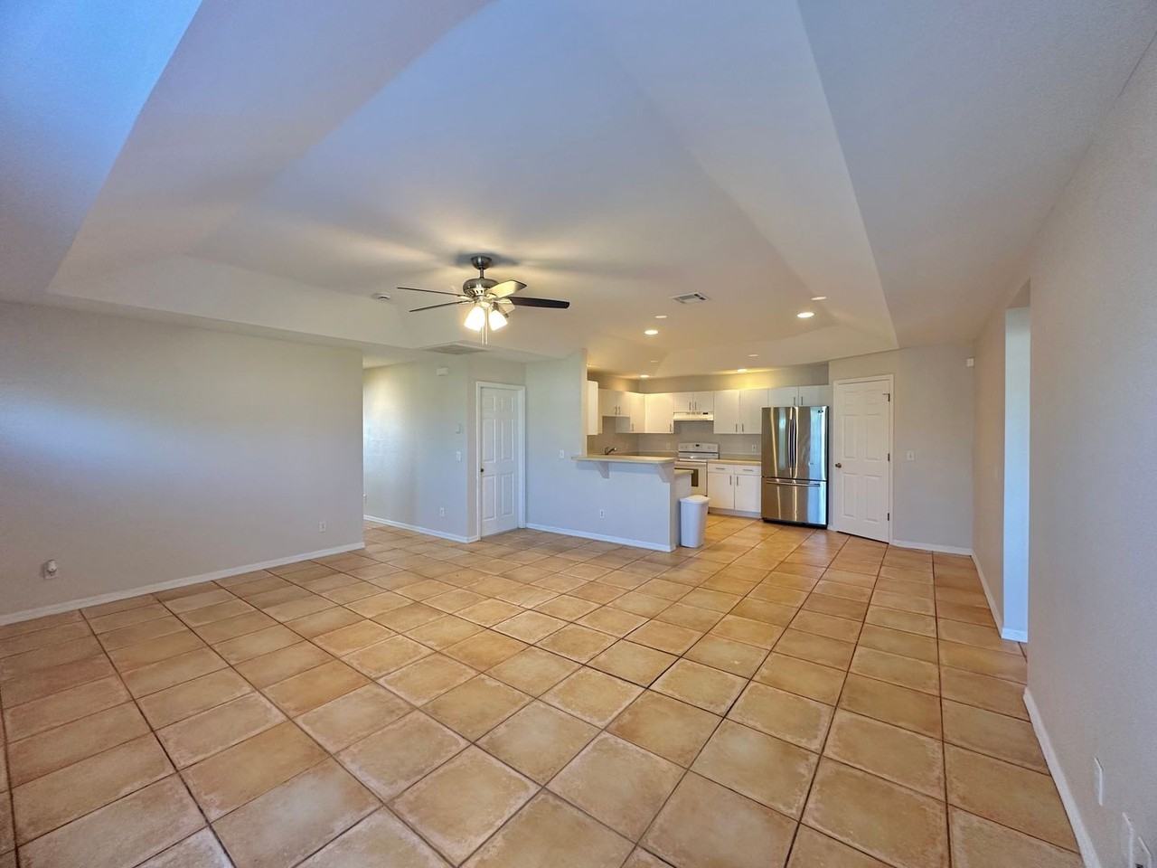 4020 Sw 7th Pl - Photo 5 of 19