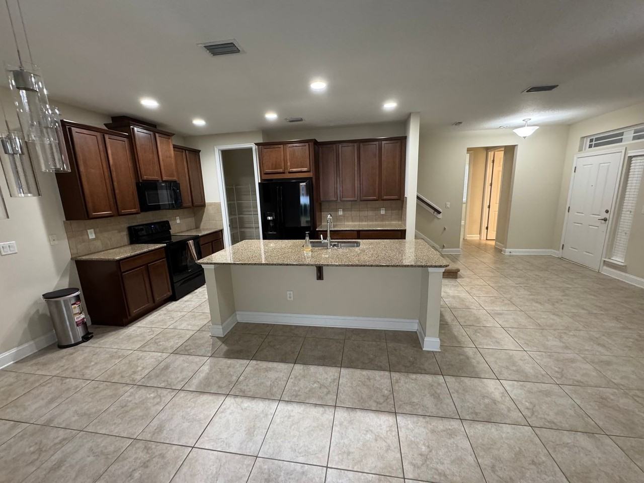 14420 Serenoa Dr - Photo 6 of 32