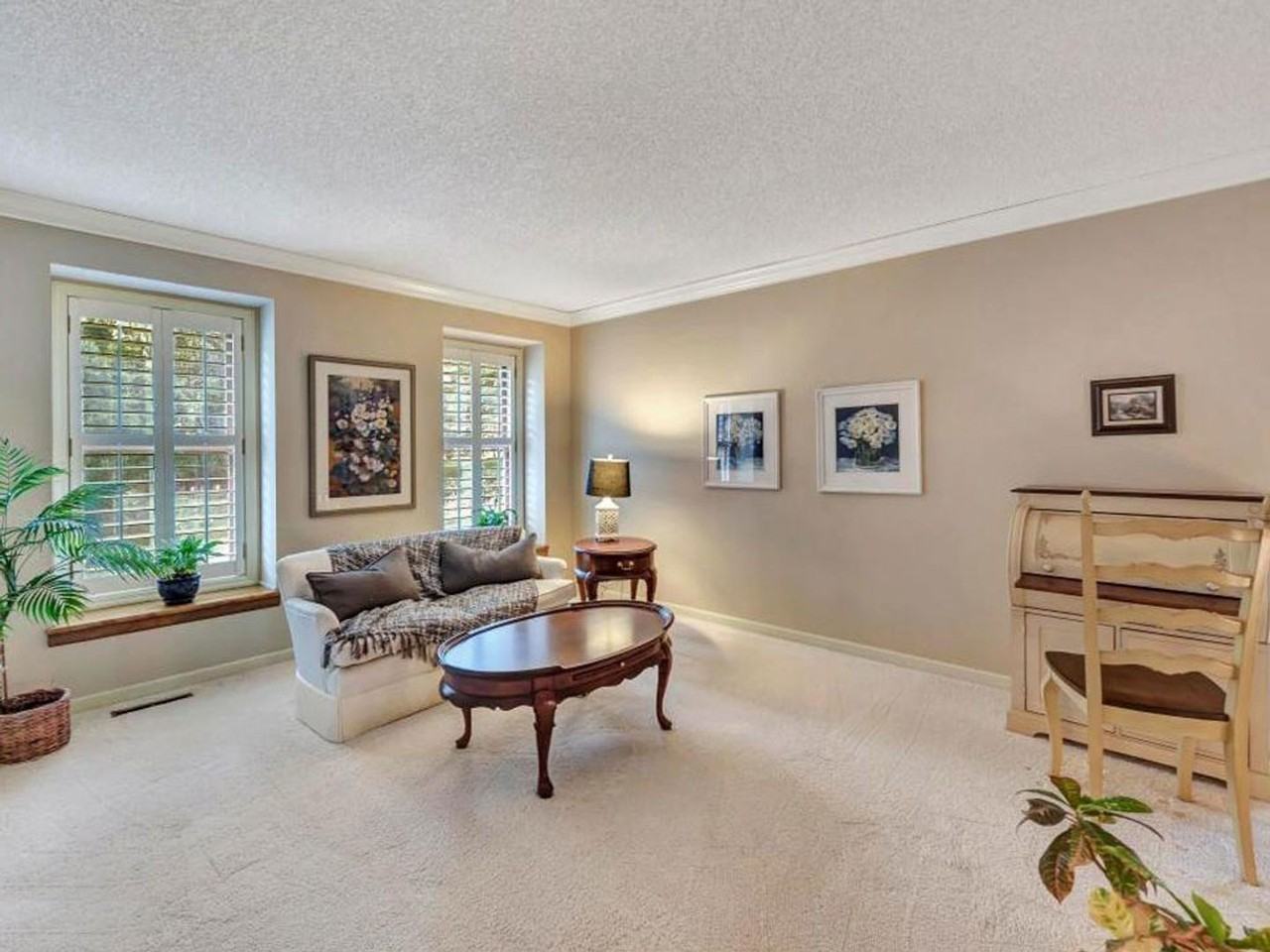 14325 44th Ave N - Photo 6 of 34