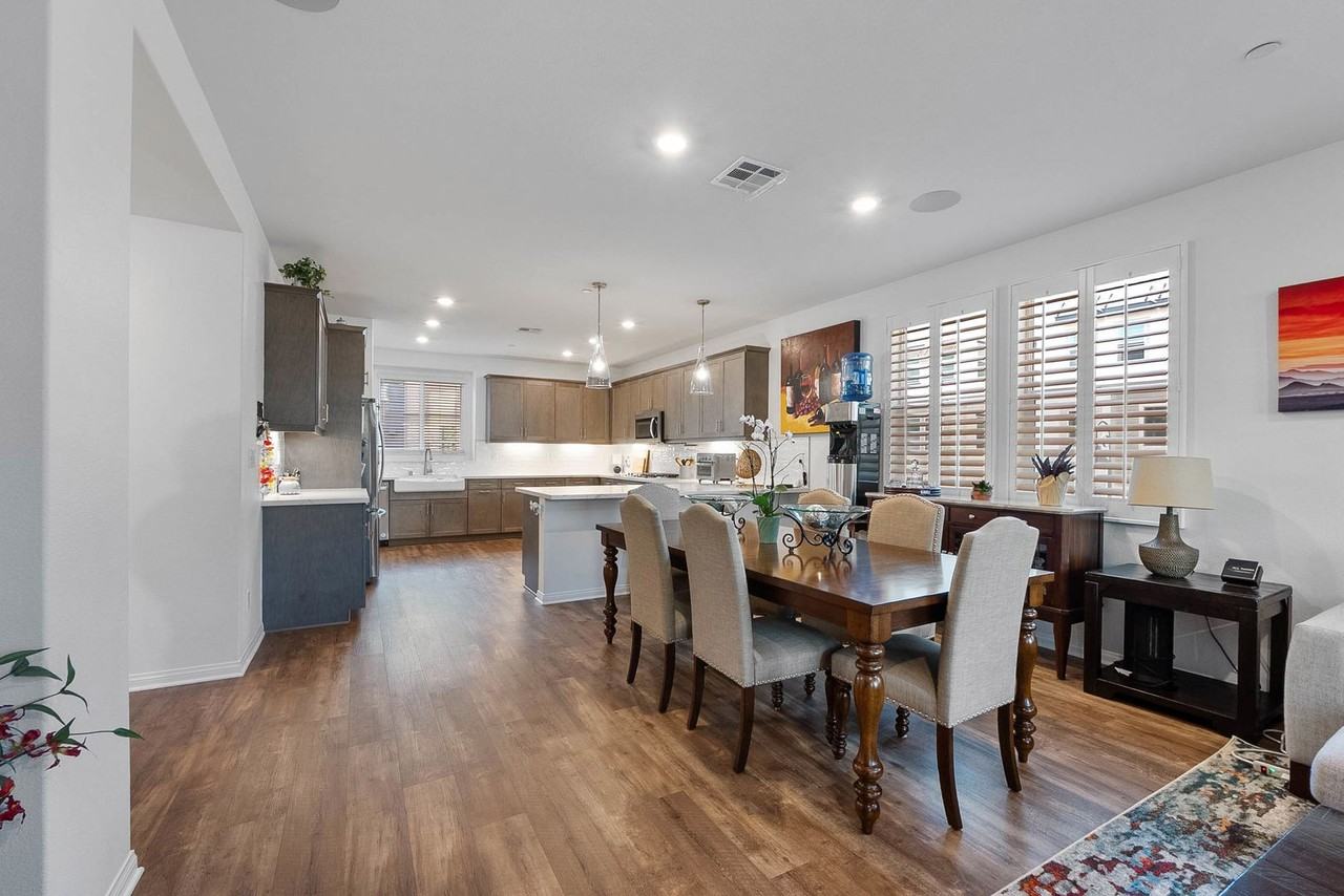 749 Daniel Freeman Cir - Photo 6 of 30