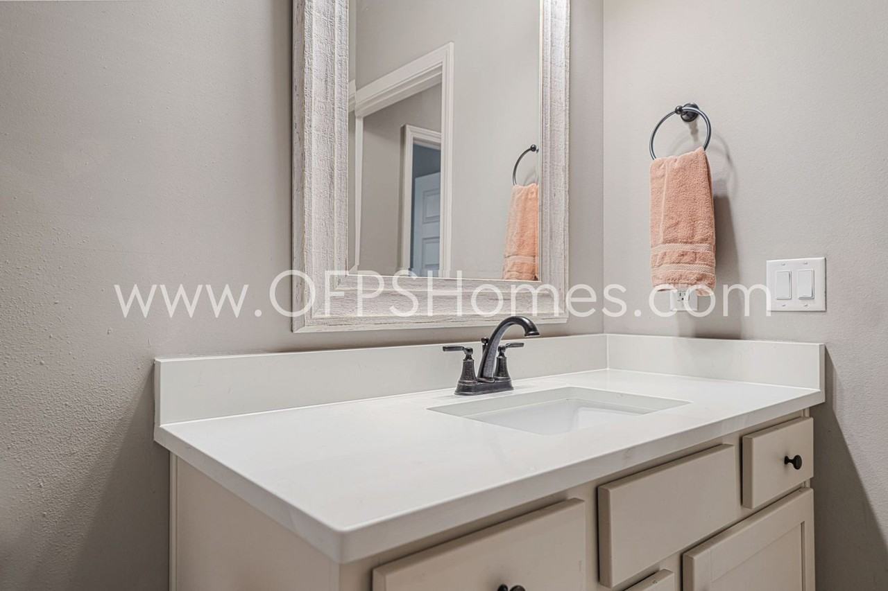 801 Playground Rd - Photo 5 of 33