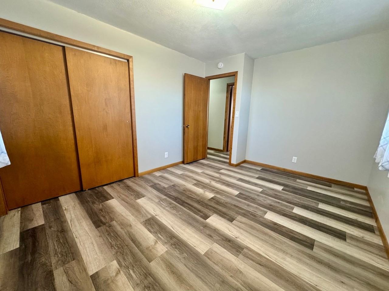 865 W Buckeye Rd - Photo 7 of 23