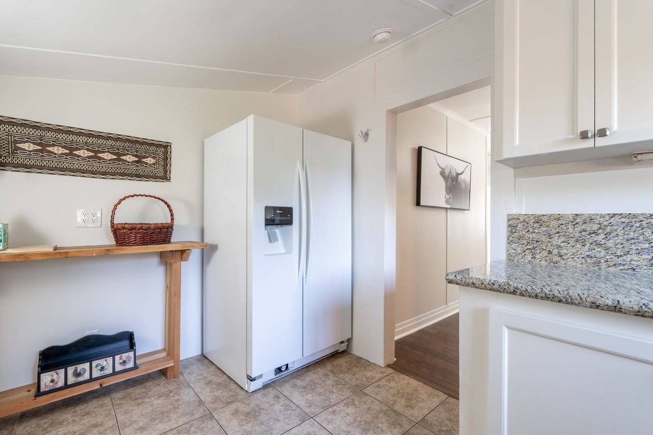 272 W Carmel Valley Rd - Photo 5 of 20