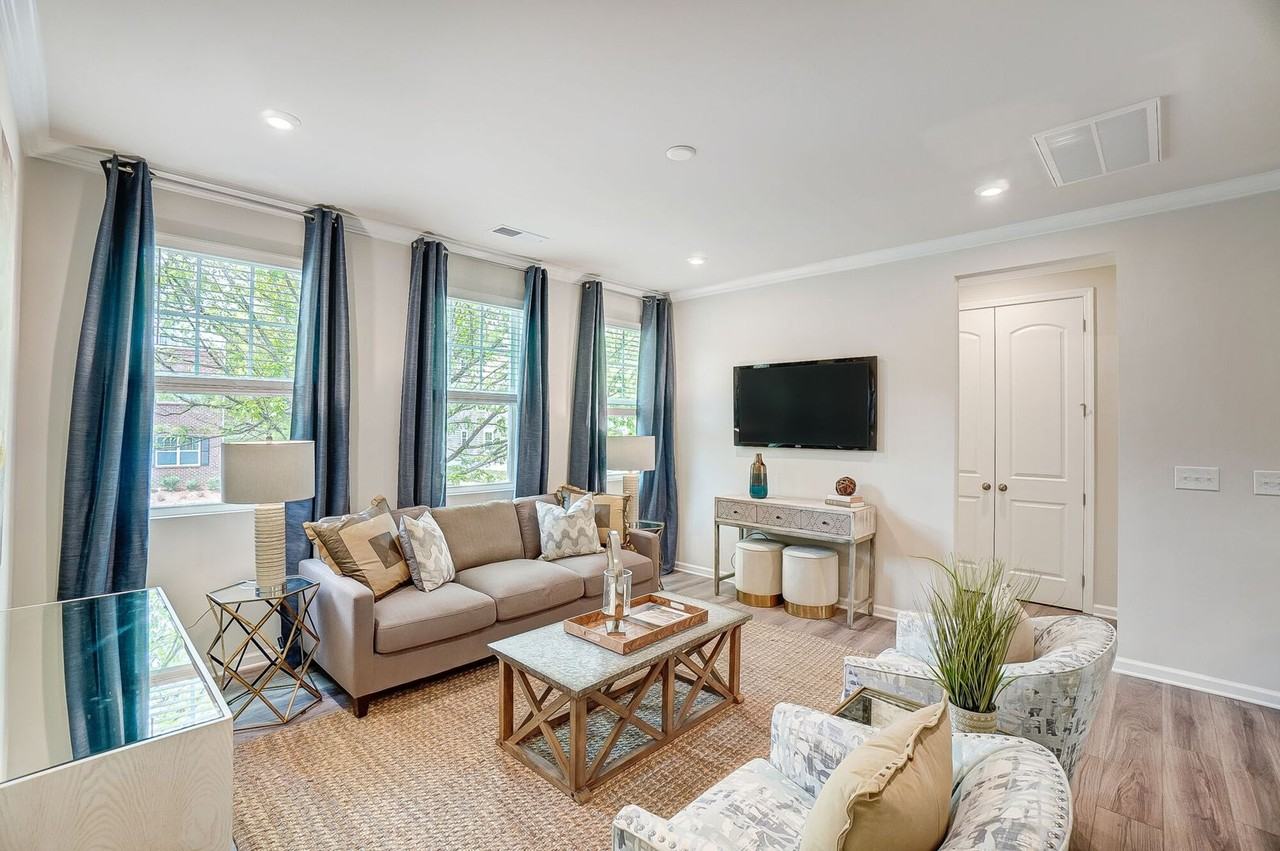 16728 Summers Walk Blvd - Photo 5 of 29