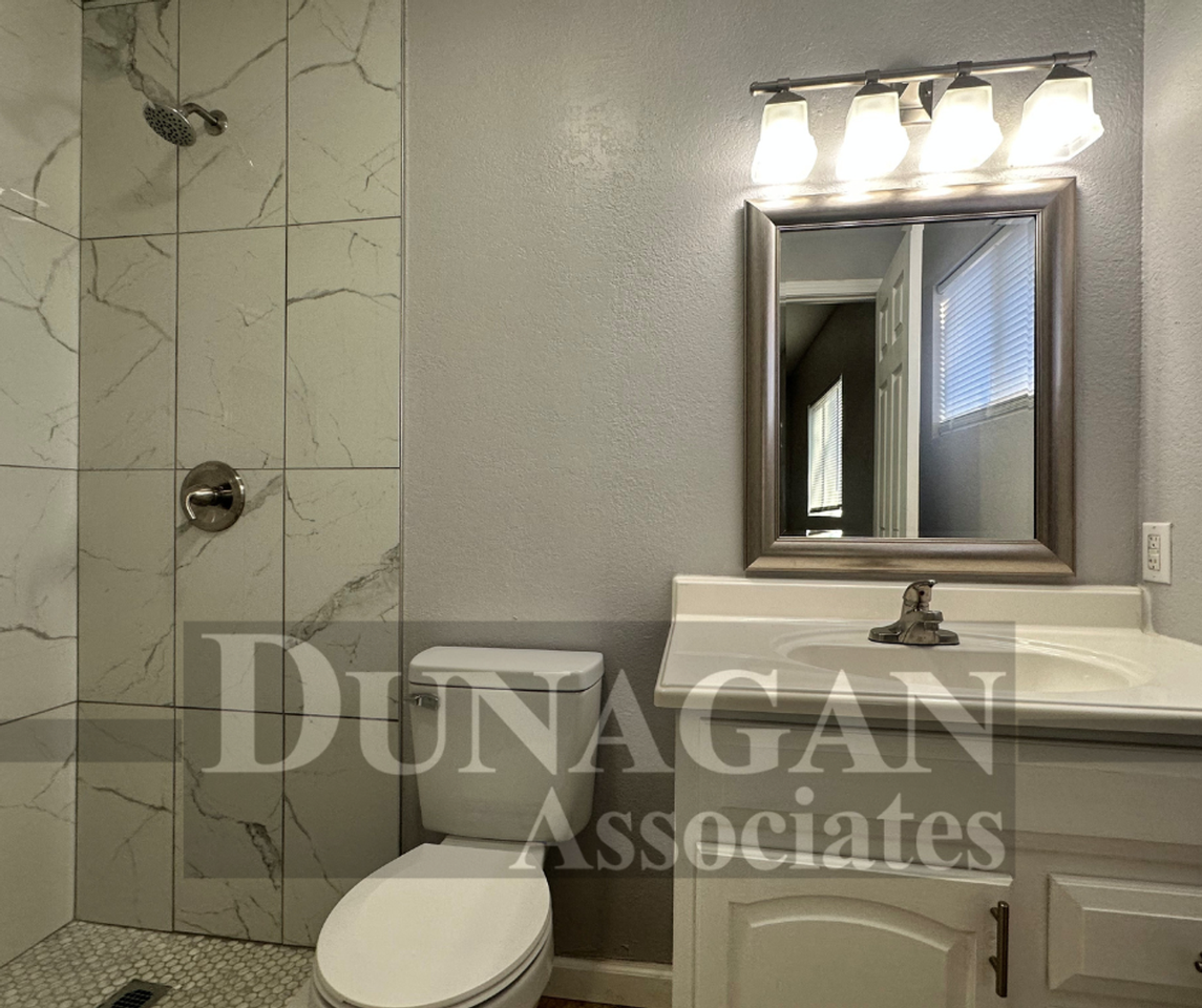 4809 Adobe St - Photo 5 of 11