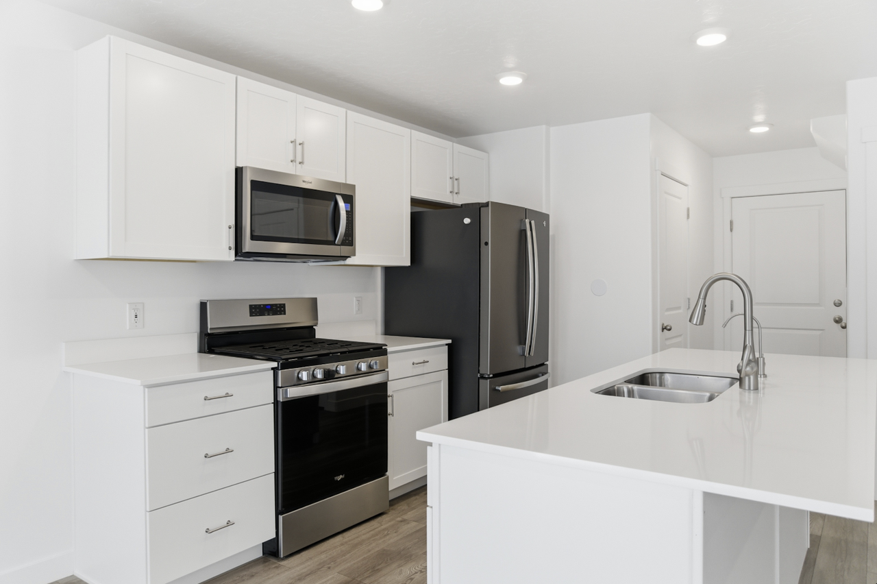 367 Navigator Court - Photo 4 of 14