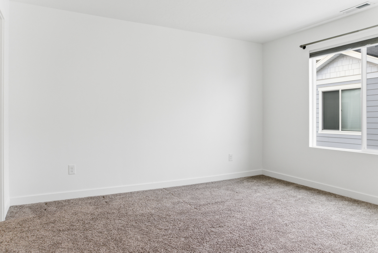 367 Navigator Court - Photo 5 of 14