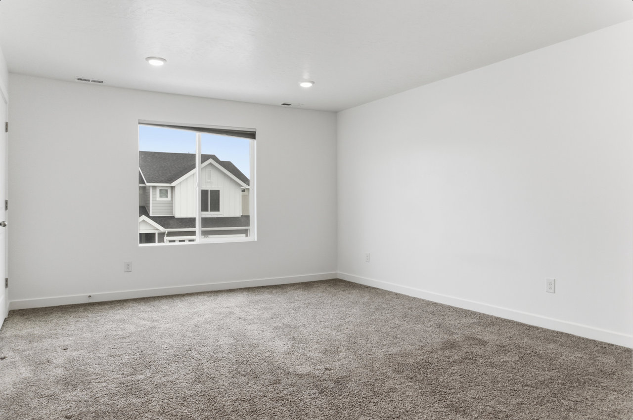 367 Navigator Court - Photo 6 of 14