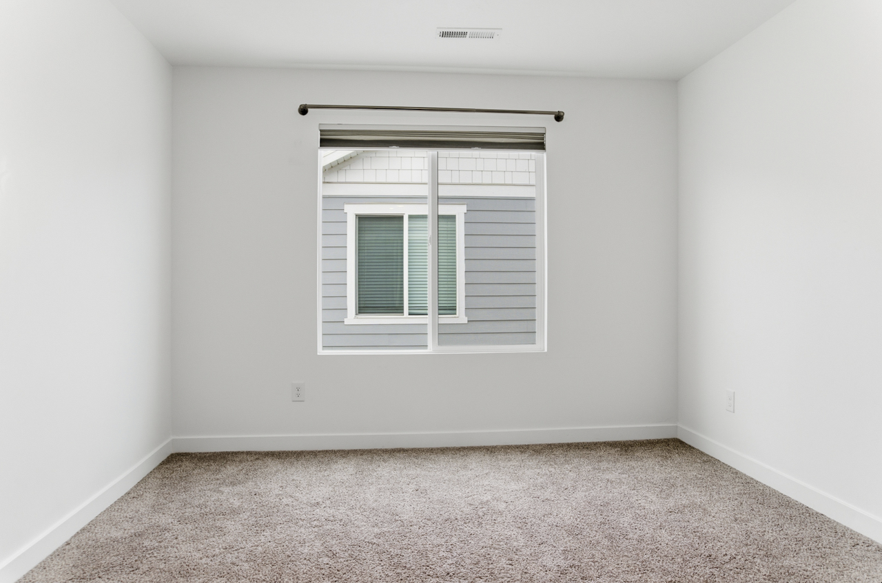 367 Navigator Court - Photo 7 of 14