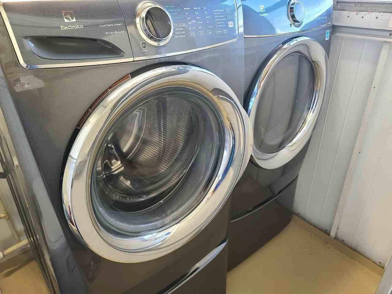 4482 King Theodore Dr, Unit 1 - Photo 7 of 16