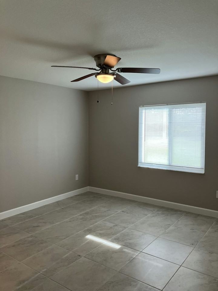 129 Boundary Boulevard, Unit A - Photo 5 of 26