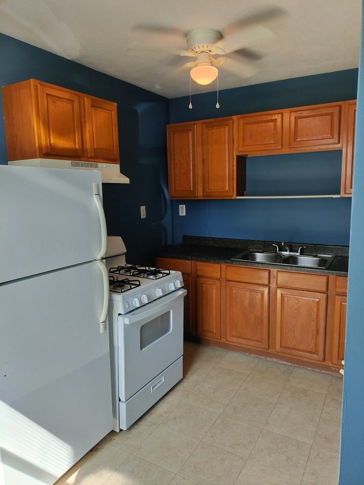 104 South Tecumseh Street, Unit 3 - Photo 2 of 6