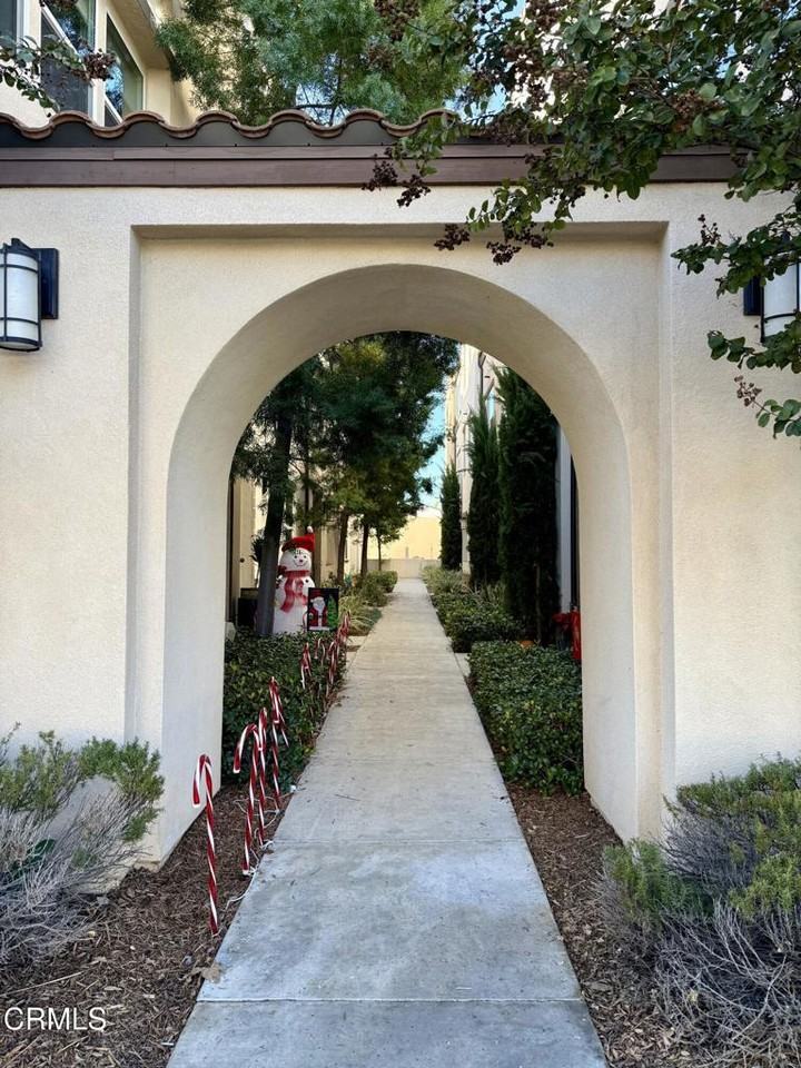 629 W Foothill Blvd #629-32 - Photo 2 of 40