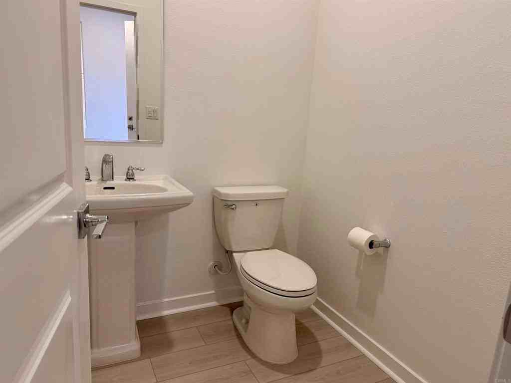 31416 Lolite Dr #31416 - Photo 3 of 32