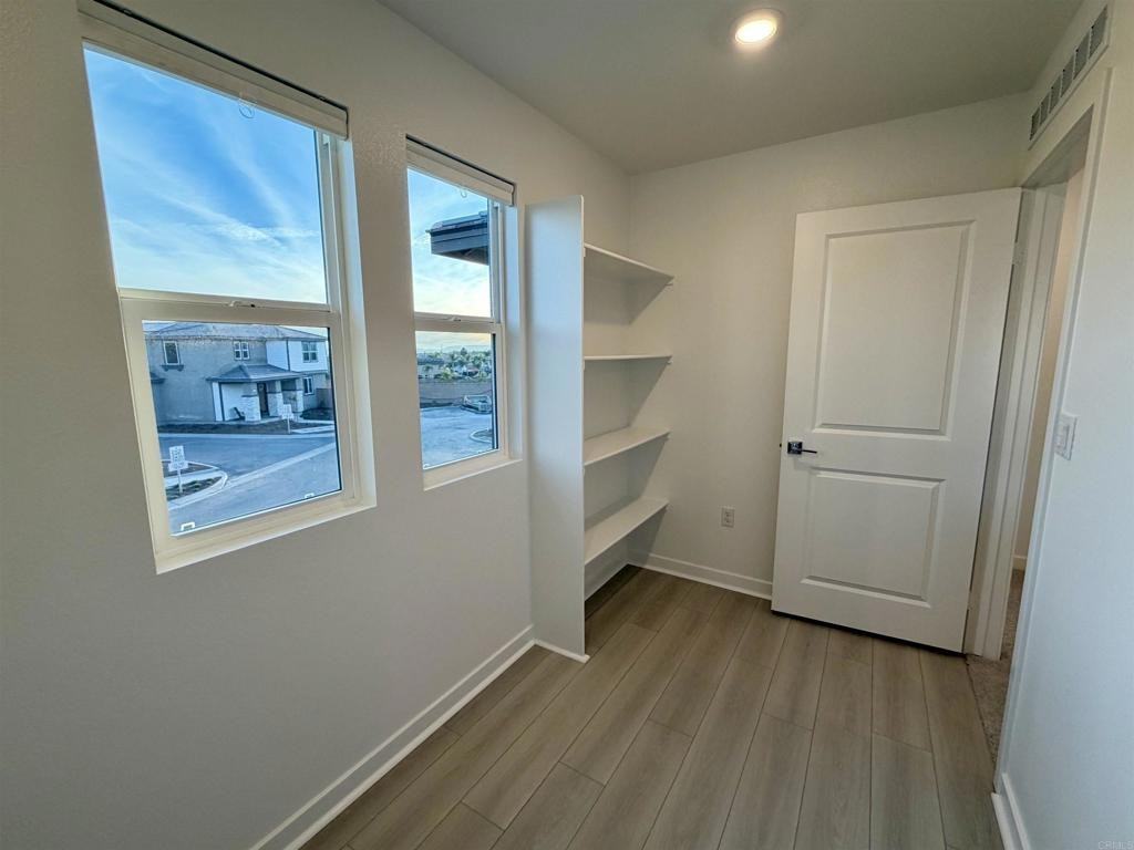 31416 Lolite Dr #31416 - Photo 6 of 32