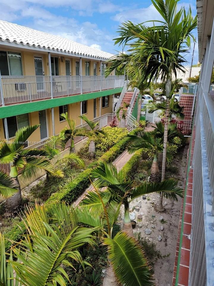 7400 Harding Ave #7400-15 - Photo 3 of 29