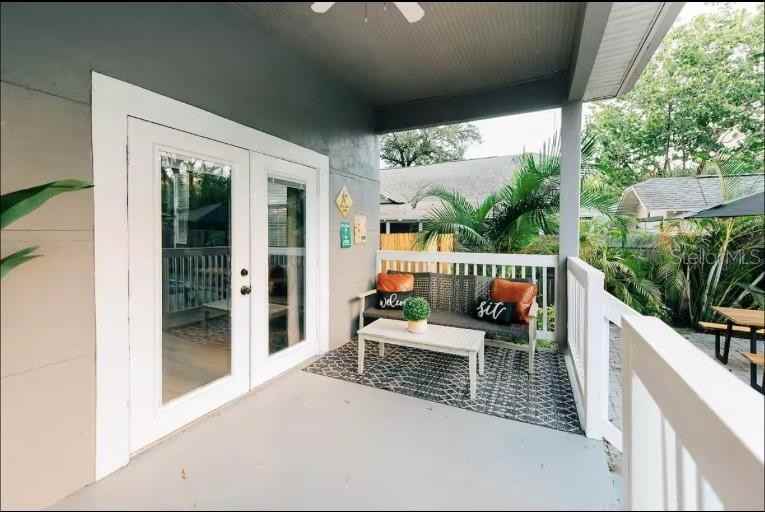 2705 N Oakdale Ave #2705 - Photo 3 of 39