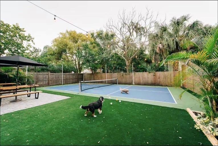 2705 N Oakdale Ave #2705 - Photo 6 of 39