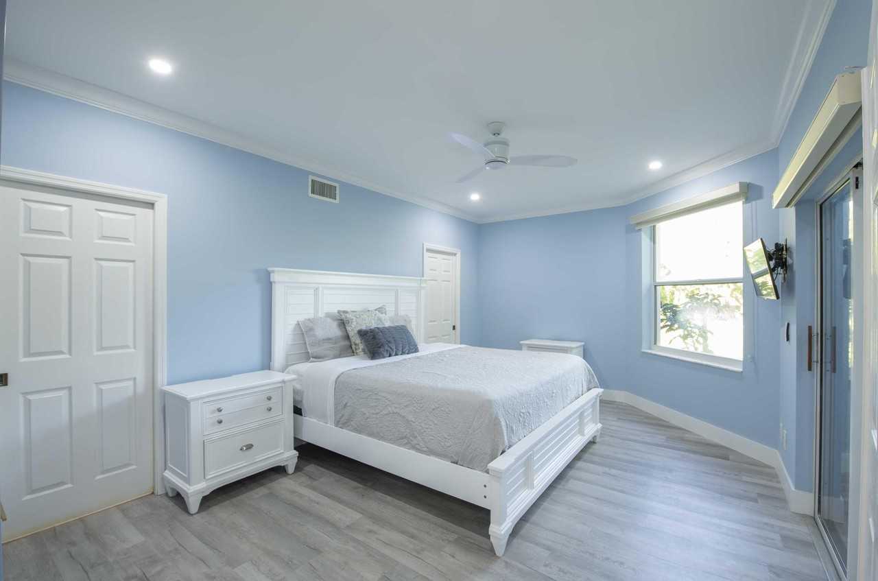 4501 Fairway Dr N #4501 - Photo 3 of 50