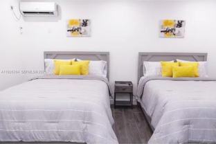 1352 Nw 52nd St #1352B - Photo 1 of 1