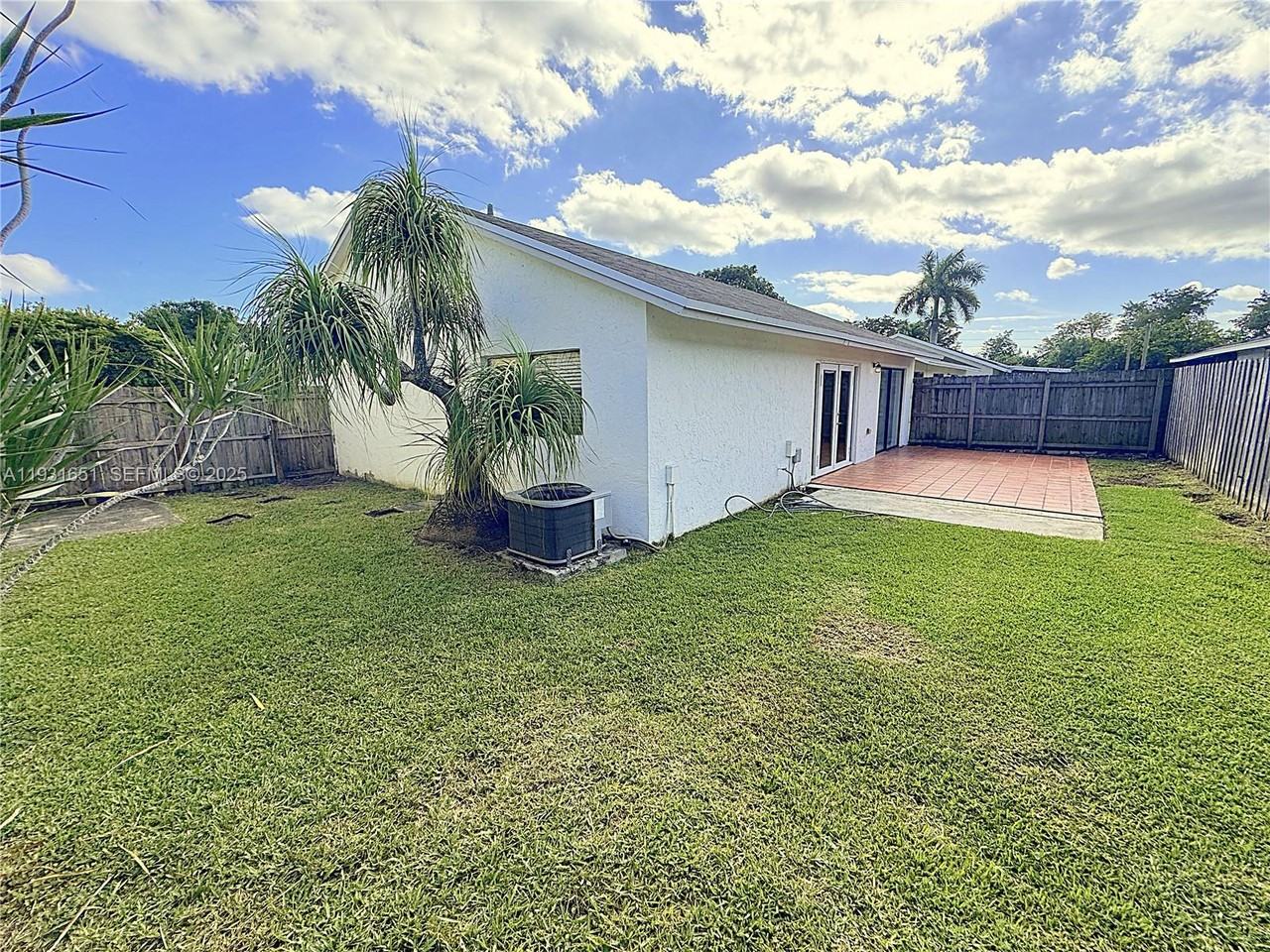 13408 Sw 116th Ct #13408 - Photo 4 of 33