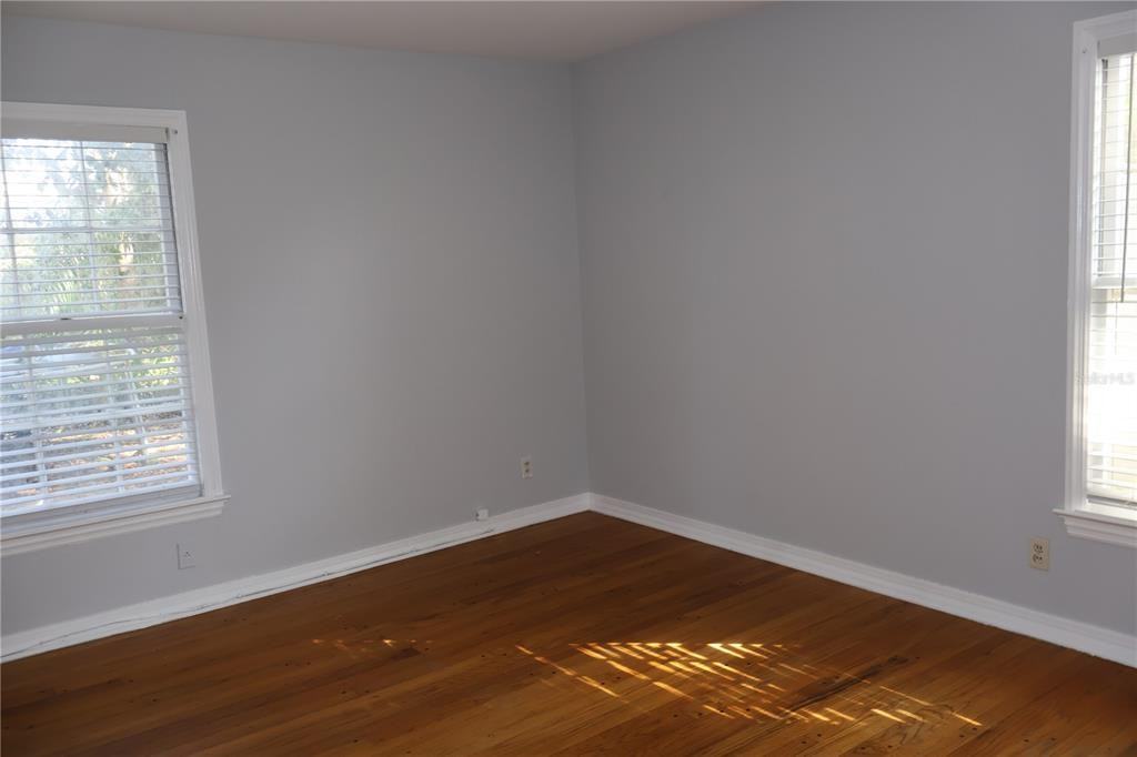 3017 W Euclid Ave #3017 - Photo 2 of 50