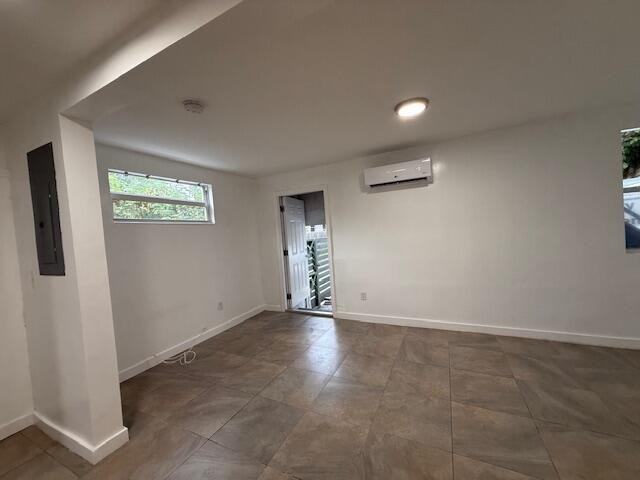 919 2nd St #919-2 - Photo 6 of 14