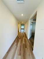 featured image of 2924 Ne 20th Ter #2924