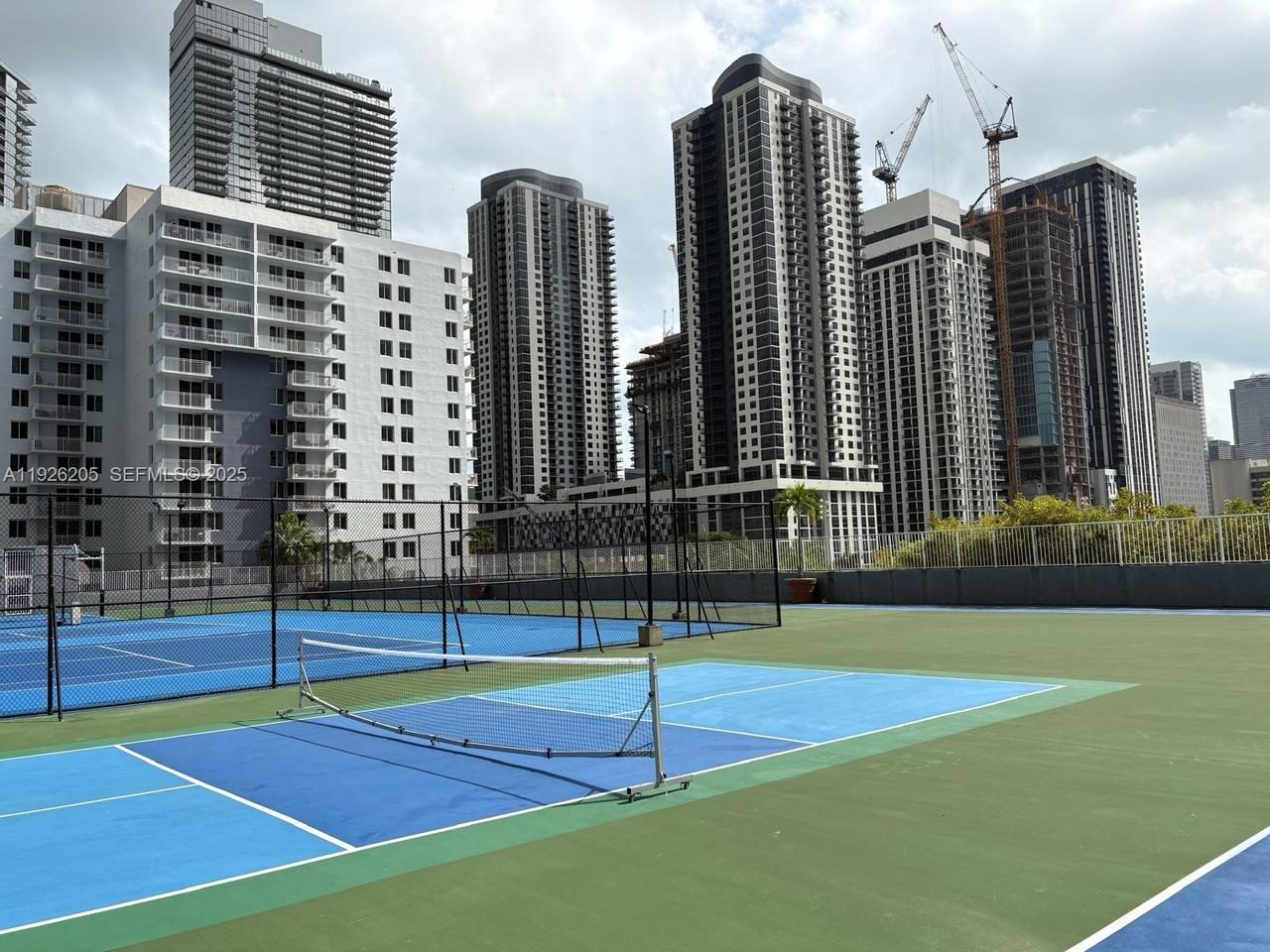 800 N Miami Ave #800E1704 - Photo 4 of 7