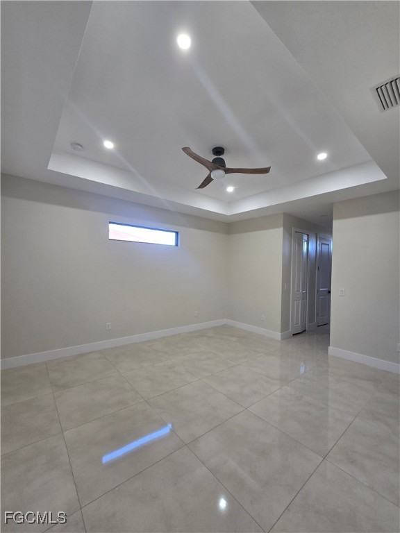 2200 Sw 32nd St #2200