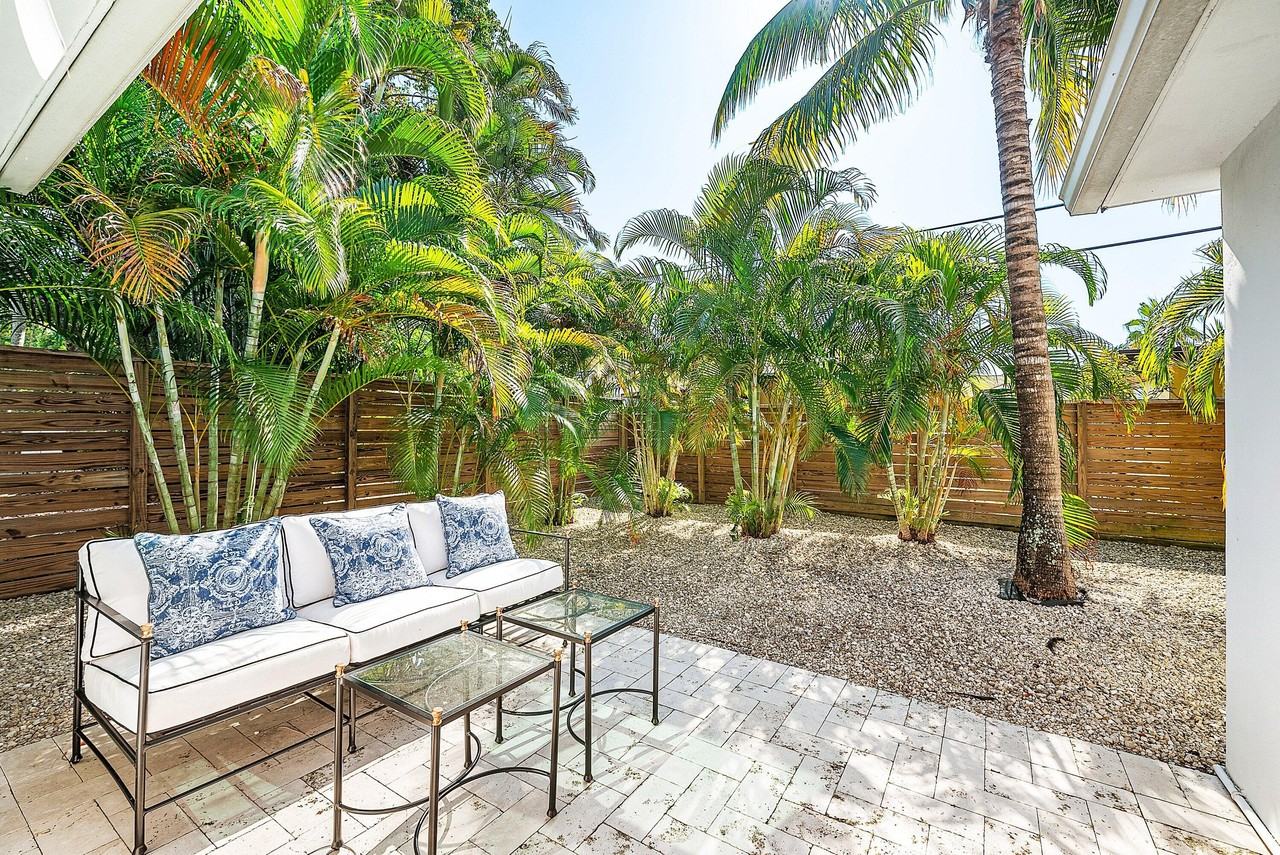 226 Ne 5th St #226-2 - Photo 4 of 30